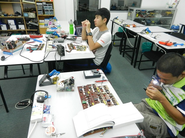 repairing-course-in-electronics