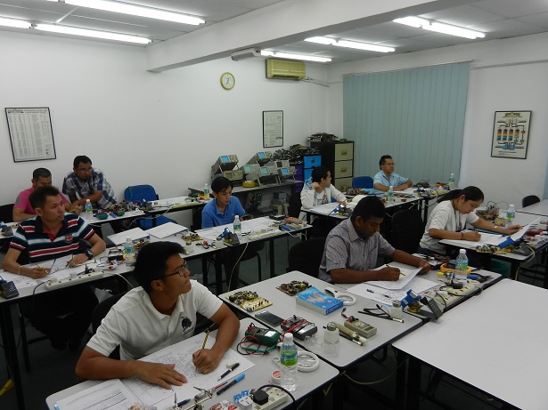 electronics repair training