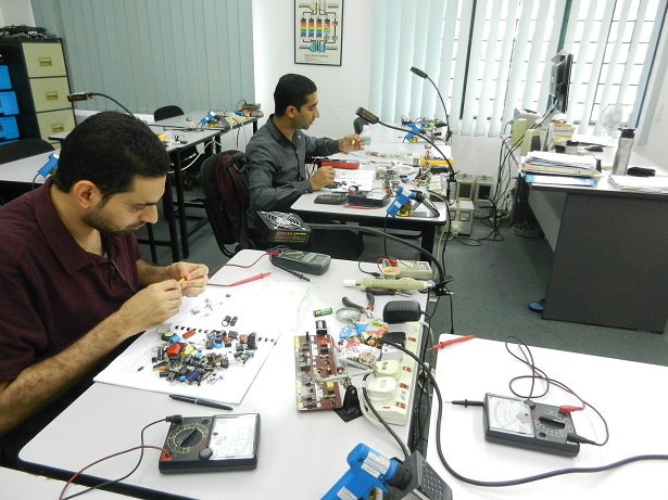 electronics repair course oman
