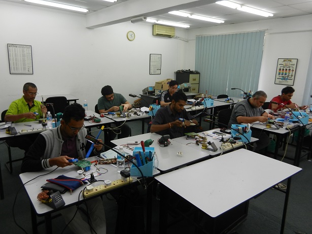 kursus basic elektronik repair malaysia