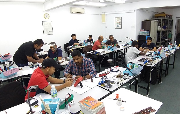 electronics repair training in malaysia for dssb and aat enginnering participants