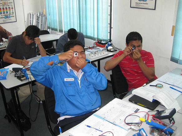 electronic repair courses