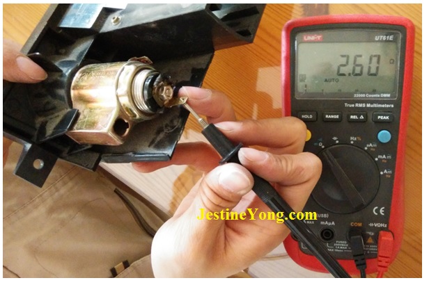 repair-car-12-volt-jack