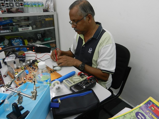 fixing electronics course