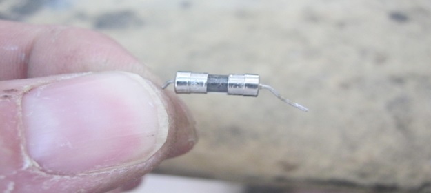 how to check fuse burnt