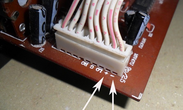 voltages in active speaker