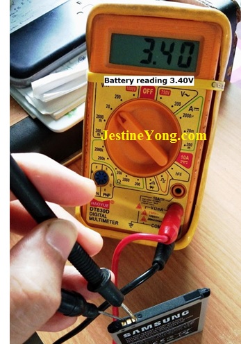 how to check phone battery voltage