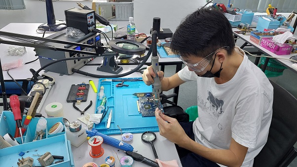 short courses in electronics repair for Singaporean