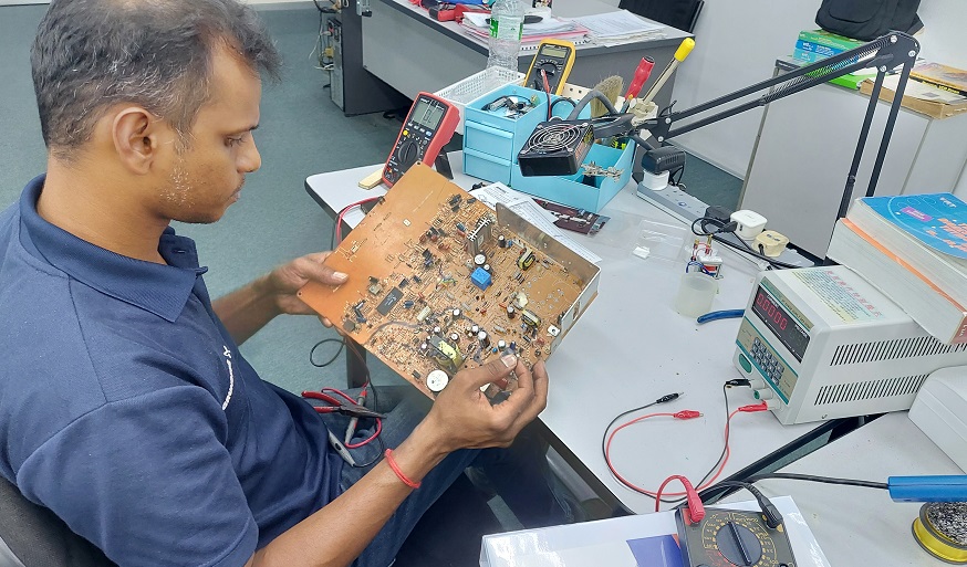 fixing electronic course