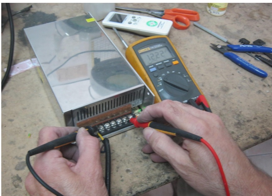 how to test power supply voltage