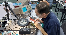 USA student electronics repair course in Malaysia