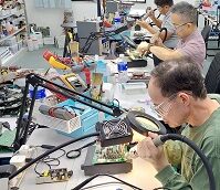 Participant from USA IN ELECTRONICS REPAIR